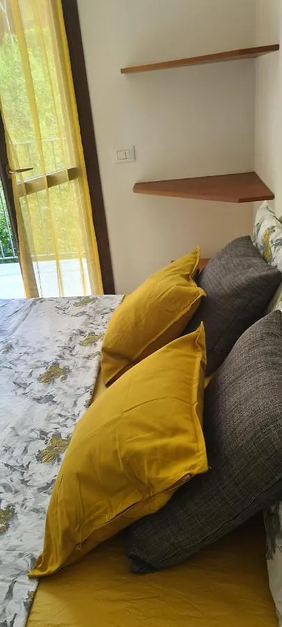 Casa Mirella - Appartamento Zona Bellagio Magreglio Apartment